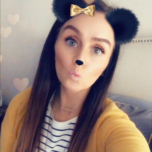 Meet your Posher, Heidi - Picture 1 of 4